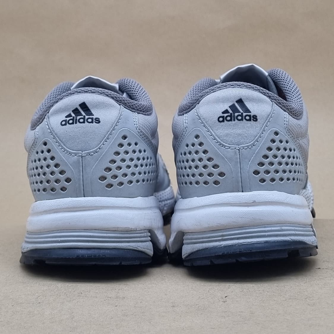 아디다스 마라톤 TR10 여성운동화 230 상품이미지4