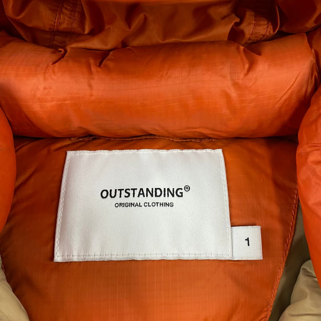 아웃스탠딩 카라코람 구스다운 퀼팅 오렌지 파카 패딩 (100) 상품이미지6