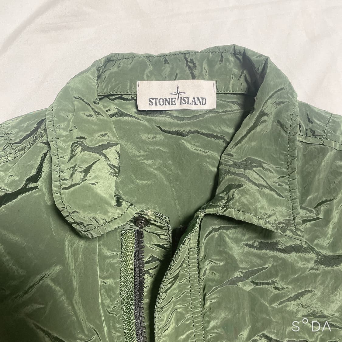 스톤아일랜드 나일론 셔츠 자켓 (와펜x) 상품이미지2