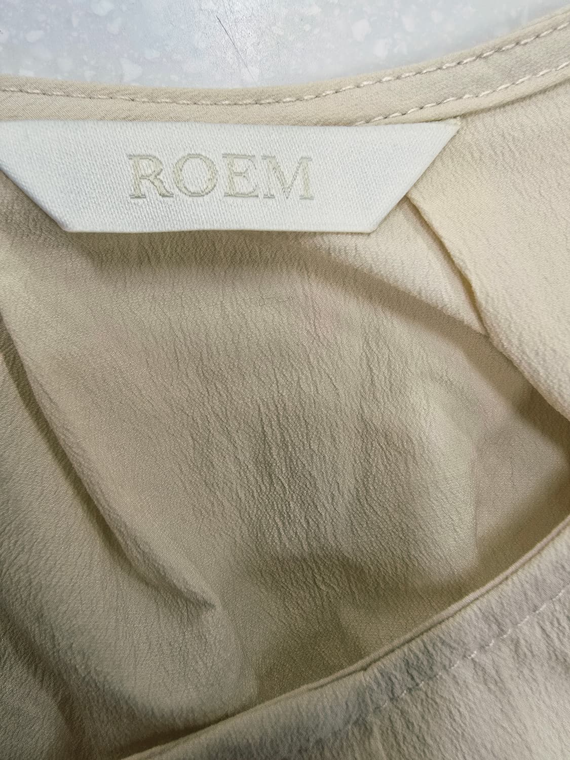 ROEM 베이지색 랩 원피스s 상품이미지9