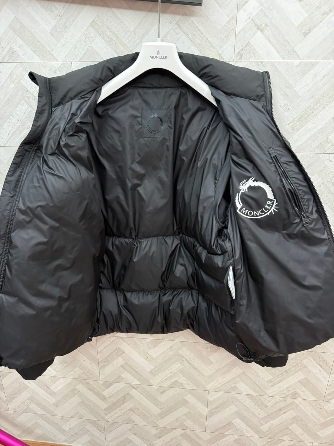 뭉클레어 용의해 한정판 차오펑 슈퍼라이트 다운 4사이즈 상품이미지5