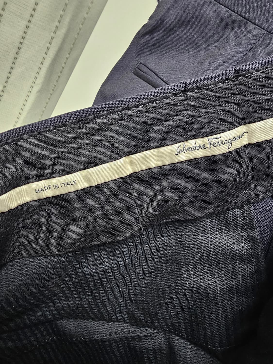 새상품 페라가모 남성 팬츠(국내 매장판) 상품이미지5