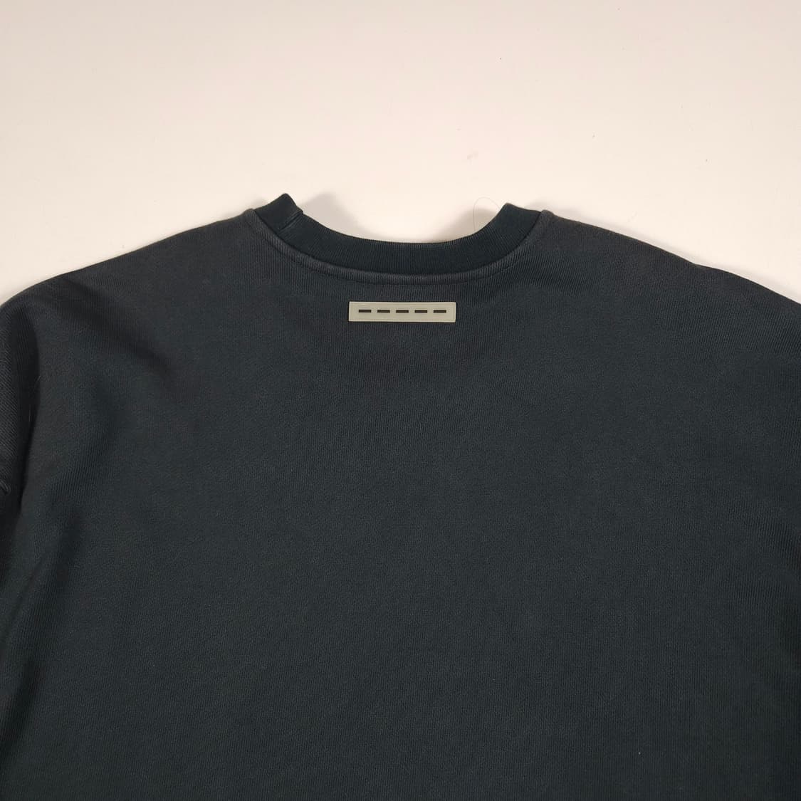 어텐션로우 헤비웨이트 맨투맨  상품이미지3