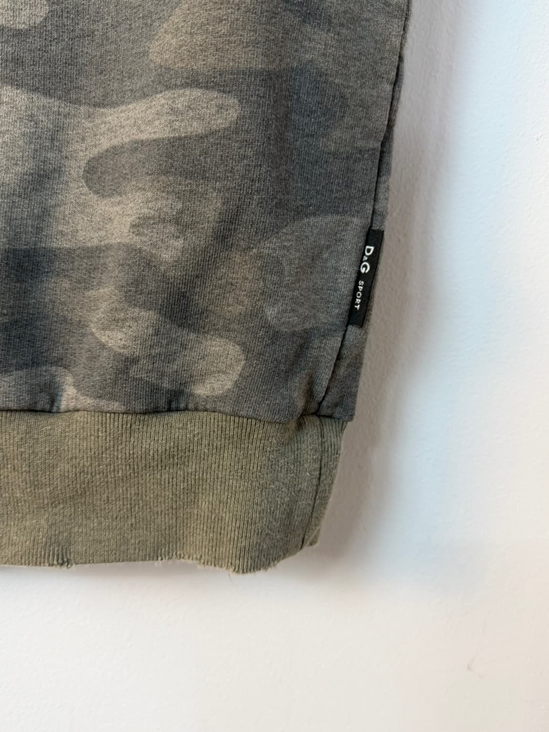 돌체앤가바나 카모 숏 슬리브 스웻셔츠 상품이미지5
