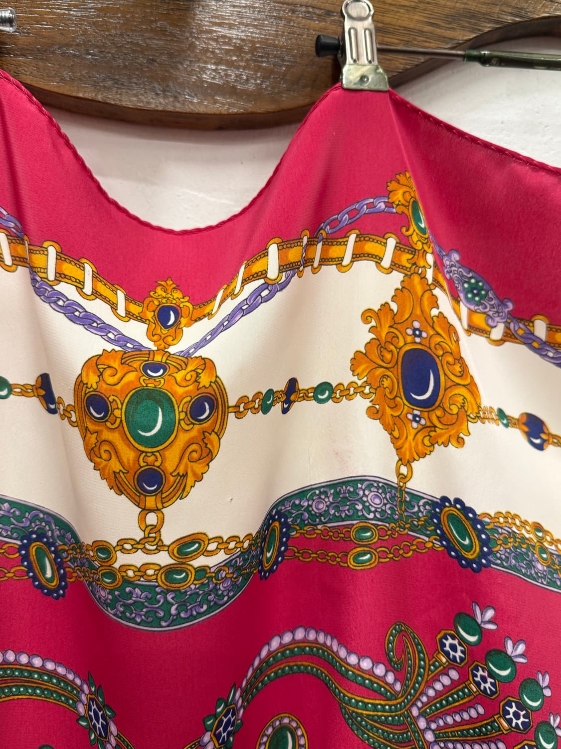 PARIS Hermès Silk Scarf 상품이미지10