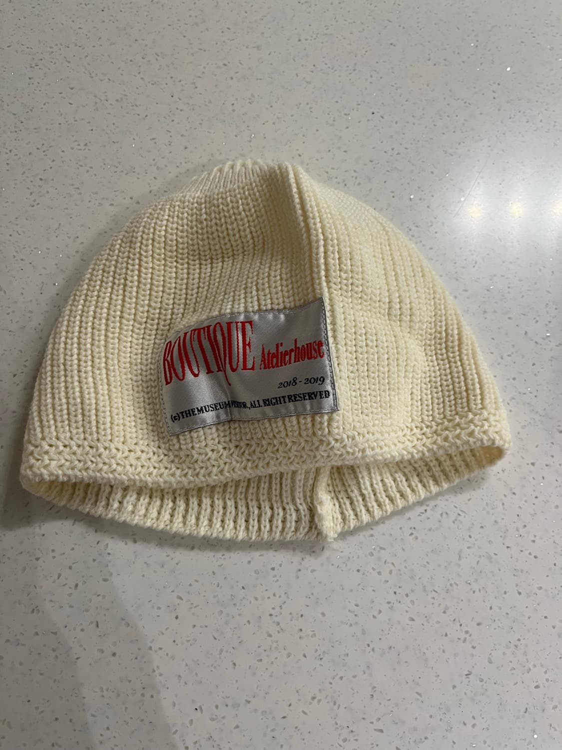 더뮤지엄비지터 비니 상품이미지2