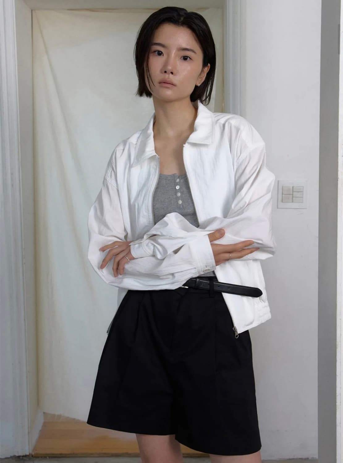 (새상품) 더히어 바이무드 썸머 블루종 화이트 상품이미지5