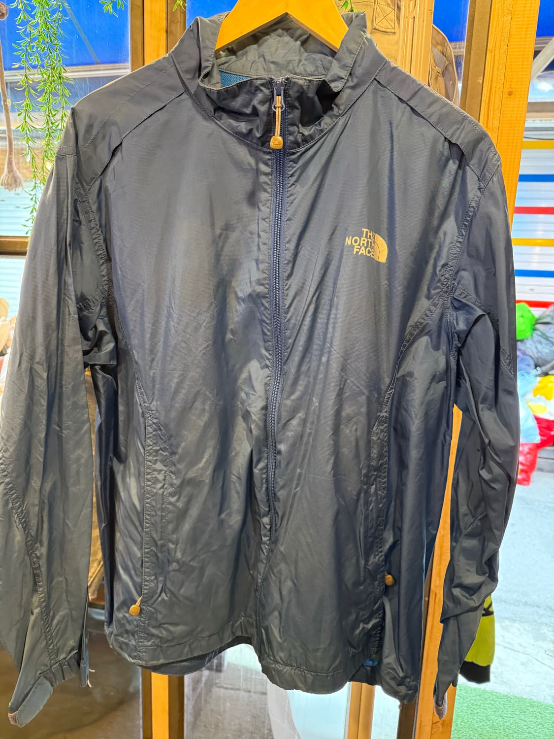 노스페이스 블루 바람막이  상품이미지1