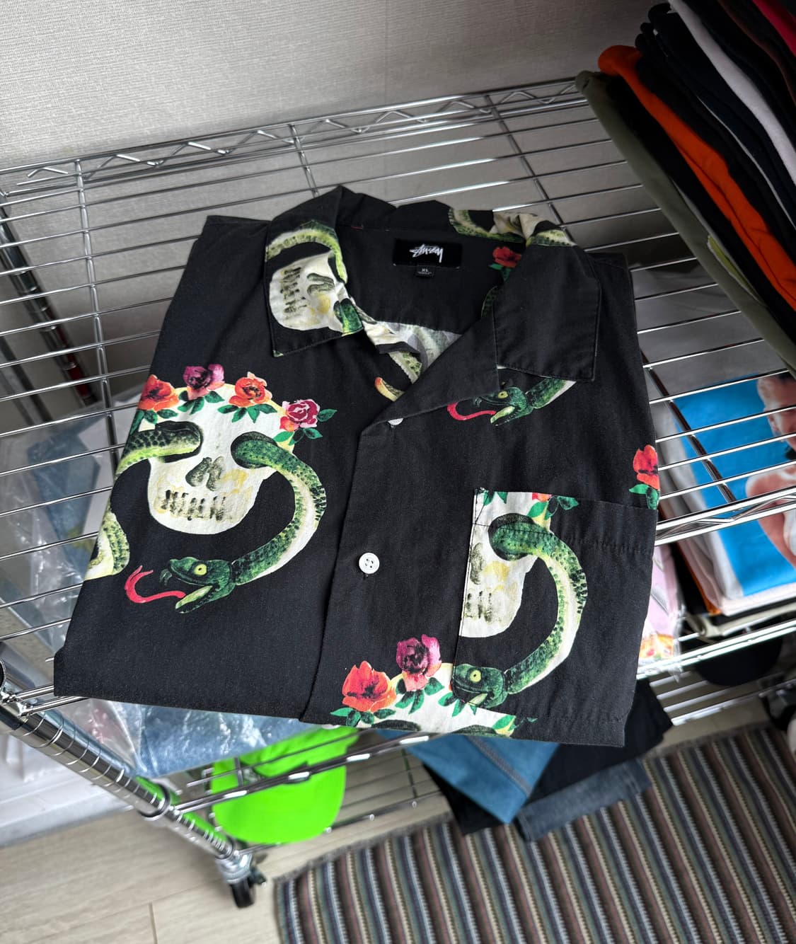 스투시 스컬 오픈카라 셔츠 상품이미지2