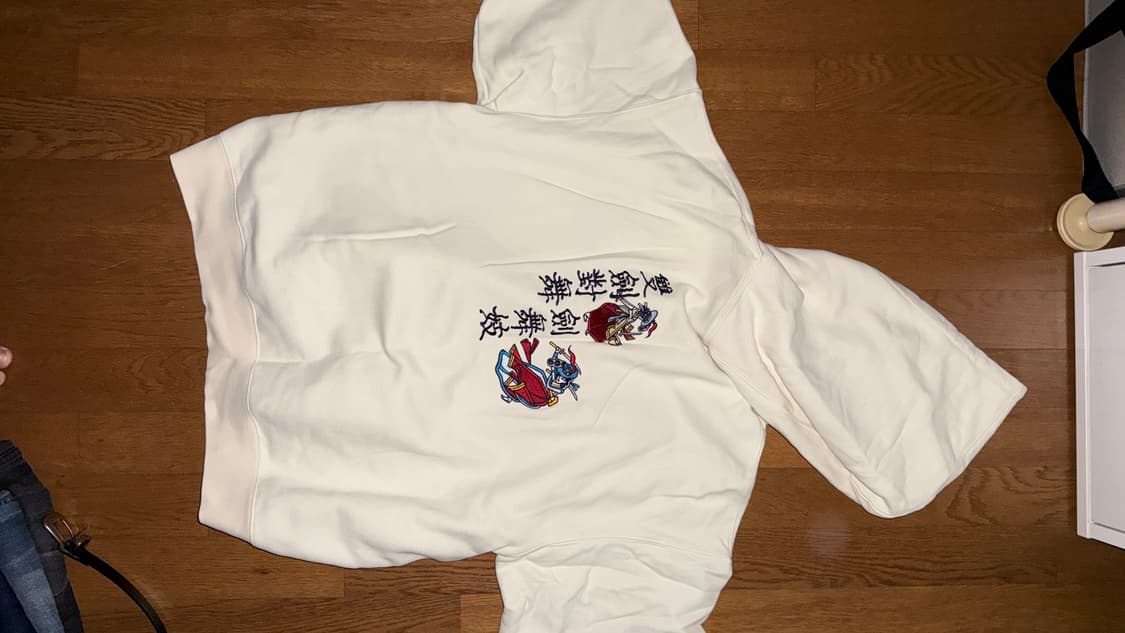 로맨틱크라운 자수 후드 상품이미지2