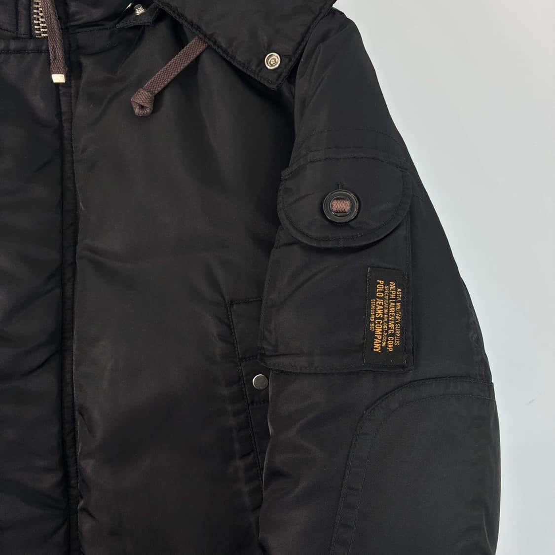 Polo jeans 폴로 진스 컴퍼니 블랙 나일론 헤비 아크틱 다운 자켓 상품이미지4