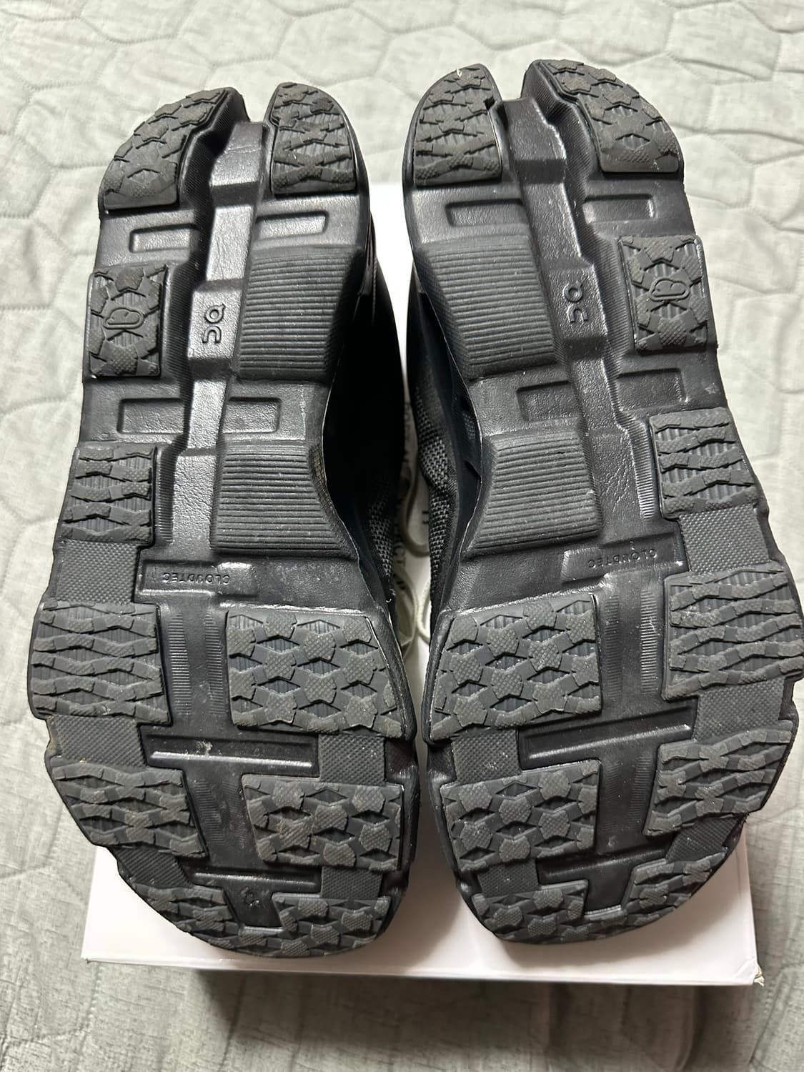 파프 온러닝 클라우드몬스터 하이퍼 블랙 상품이미지3