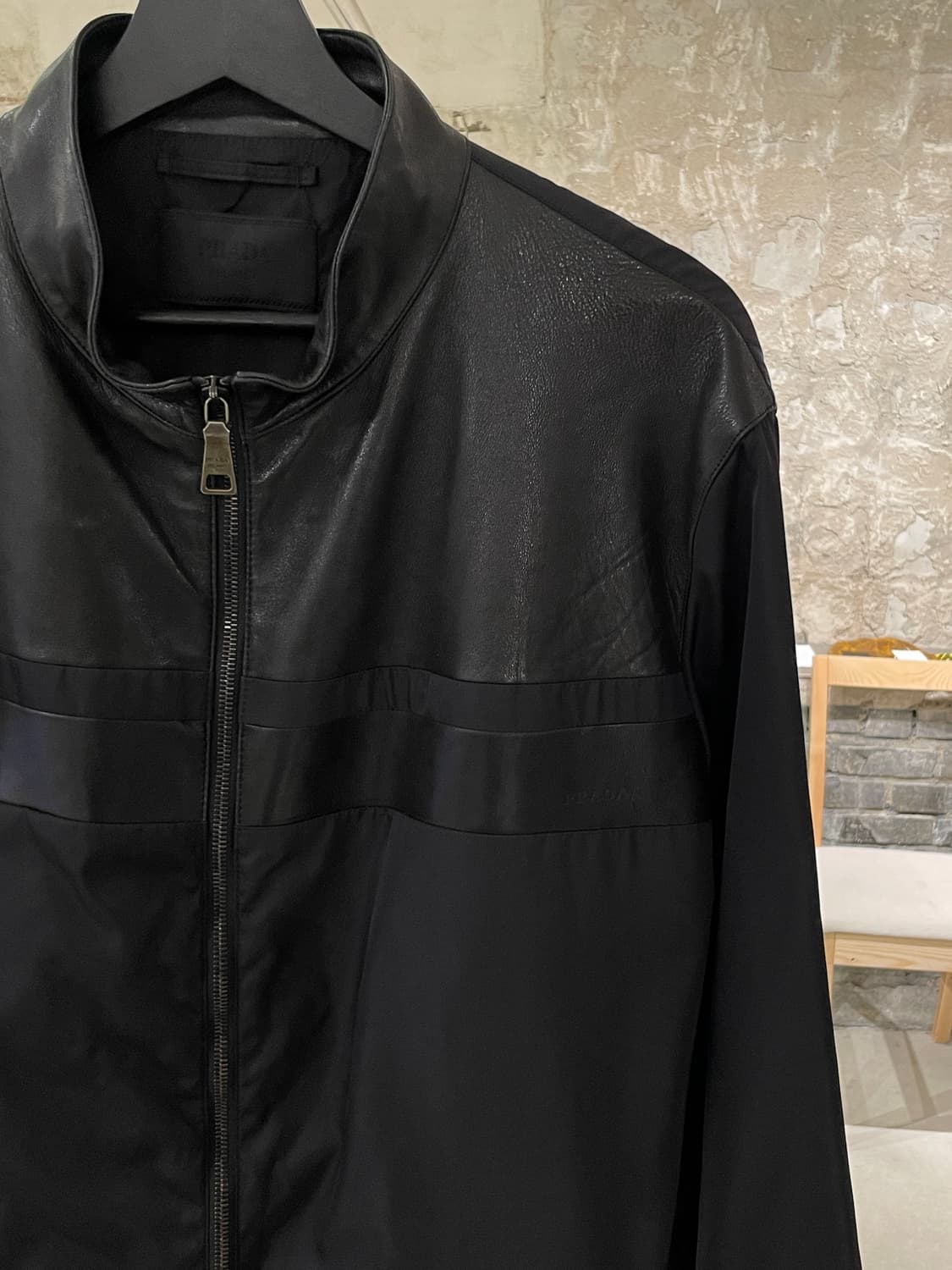 프라다 블랙 램스킨 요크 투 웨이 집업 나일론 롱 자켓 상품이미지3