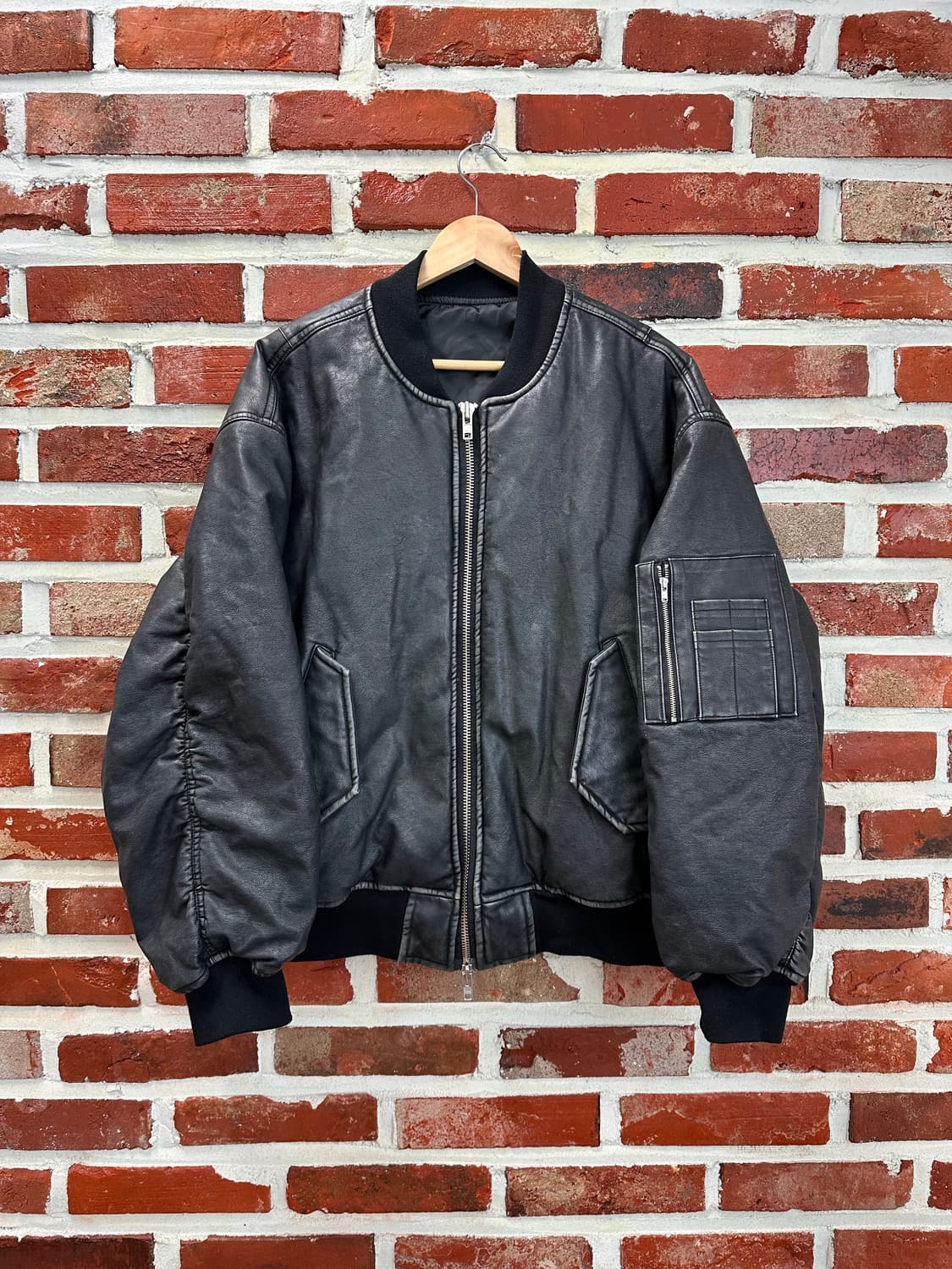 (1)신더 23FW 레더 마원 상품이미지1