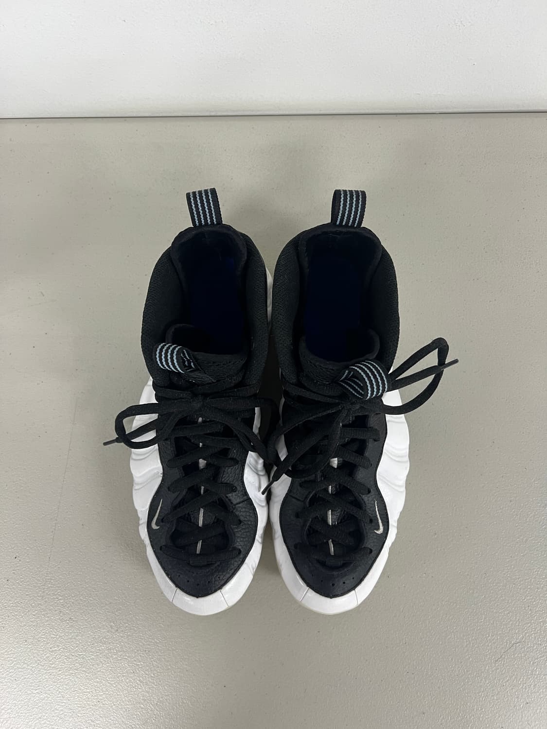 Nike Air Foamposite One White and Black 상품이미지2