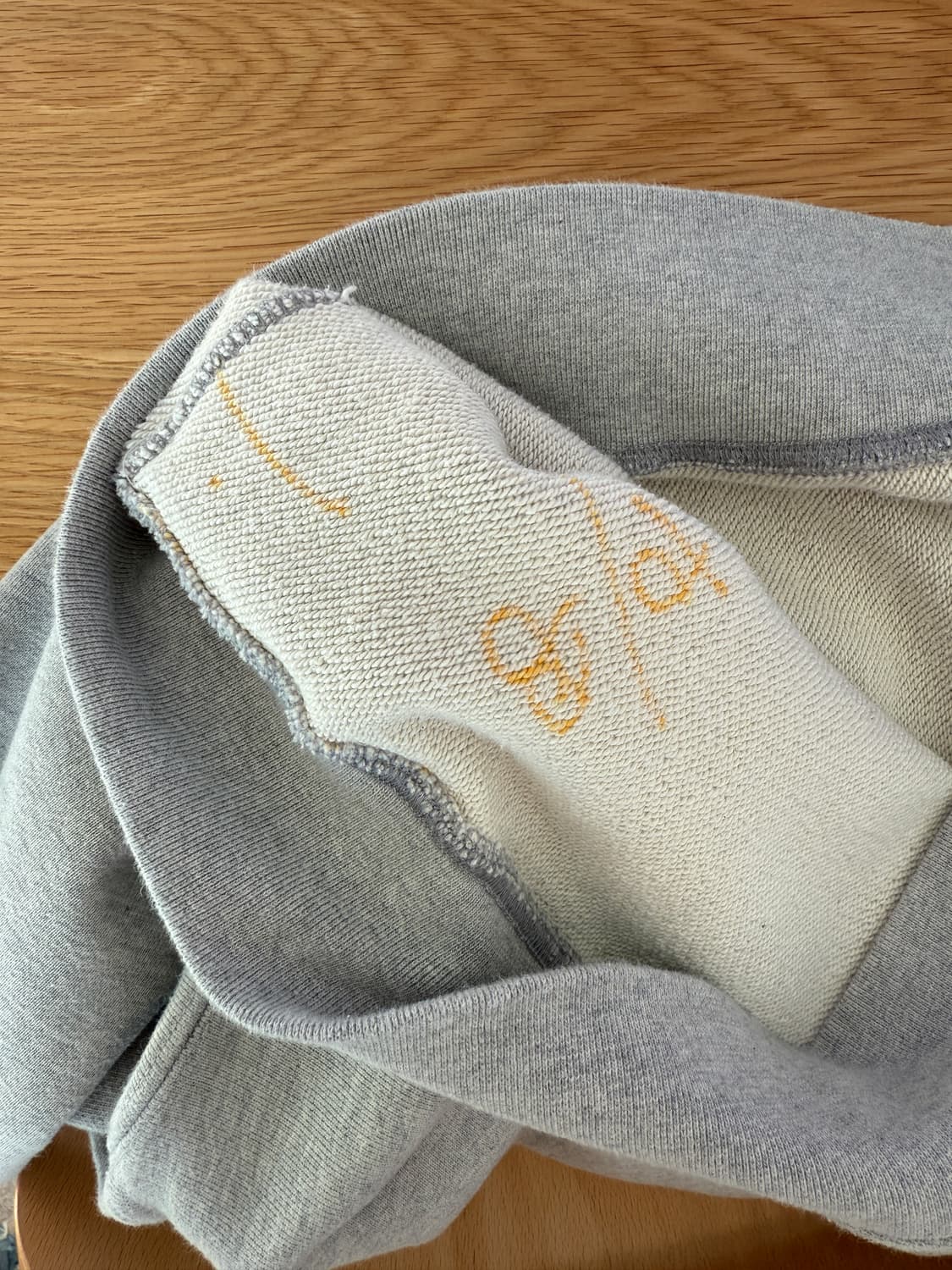 아웃스탠딩(OUTSTANDING) 맨투맨 상품이미지7