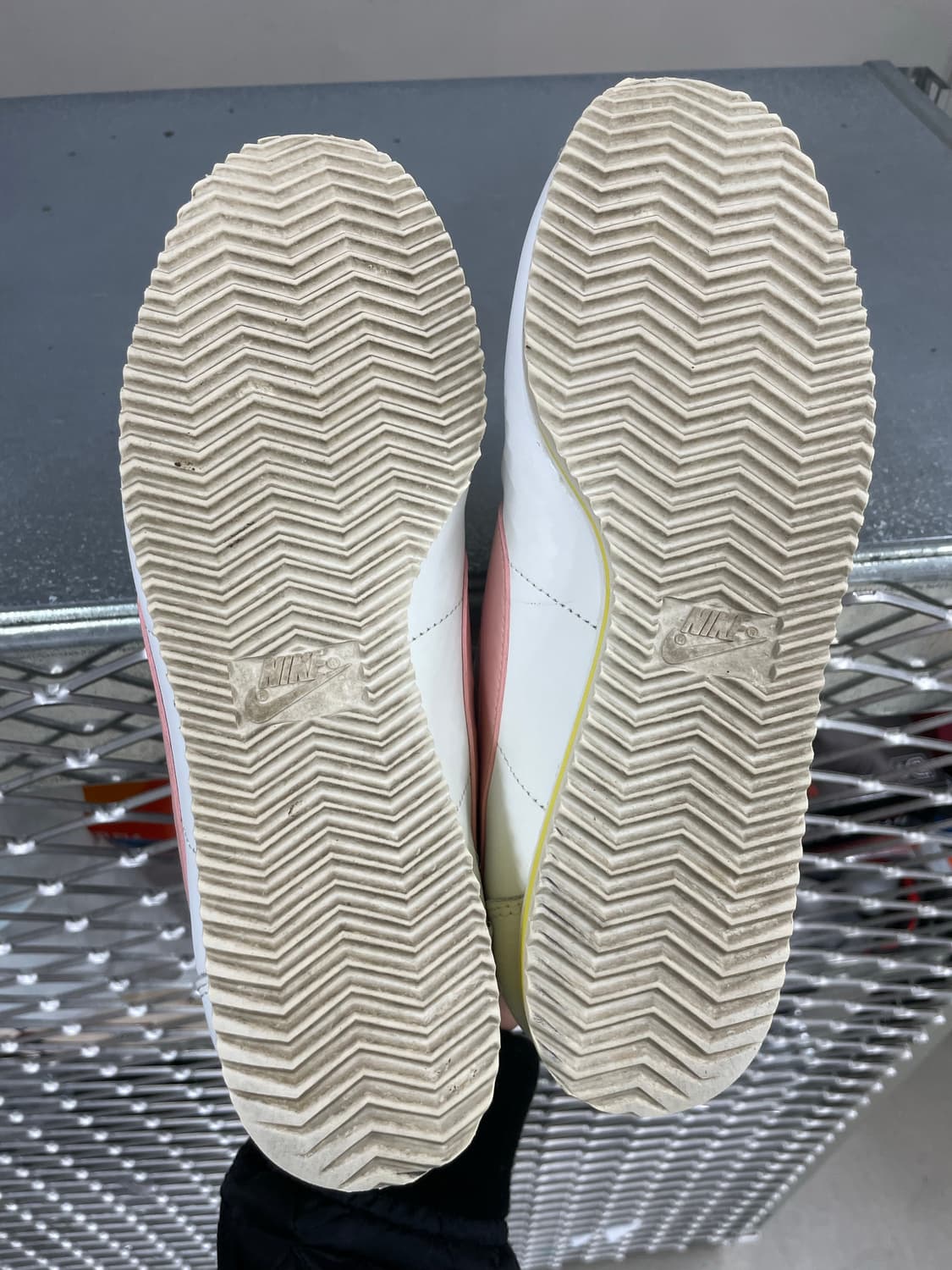 나이키 클래식 코르테즈 화이트 255 상품이미지6