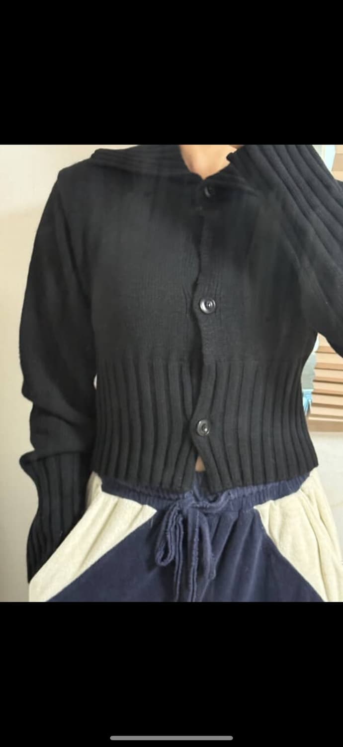 마뗑킴 블랙 크롭 니트 가디건 상품이미지1