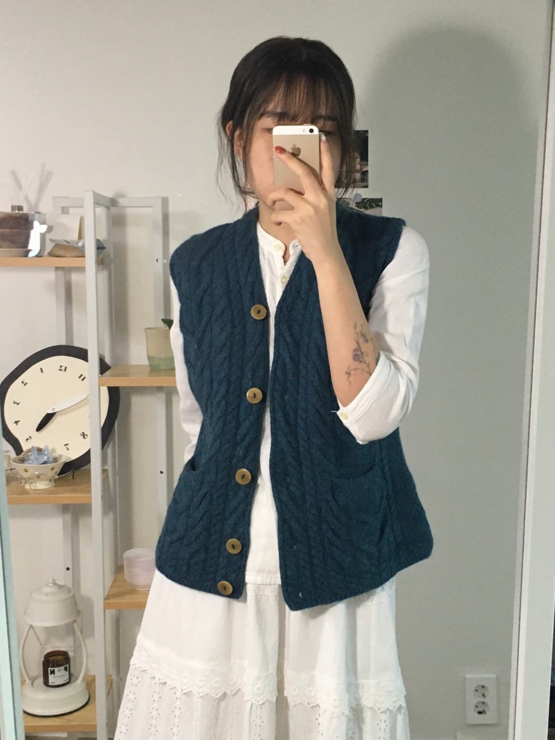 blue 꽈배기 짜임 니트조끼+이너 티셔츠 set 상품이미지1