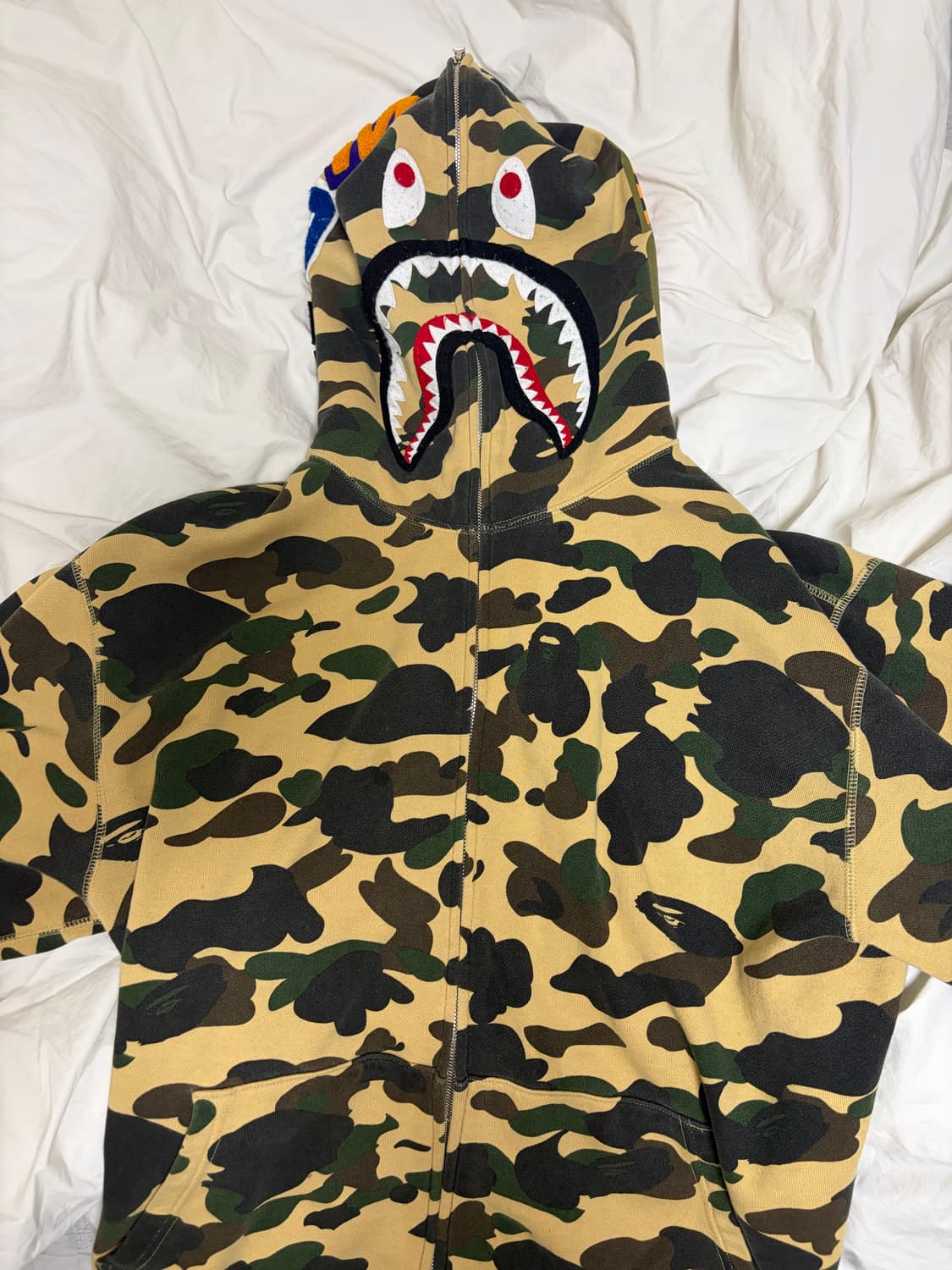 베이프 샤크후드 L 구형 상품이미지1