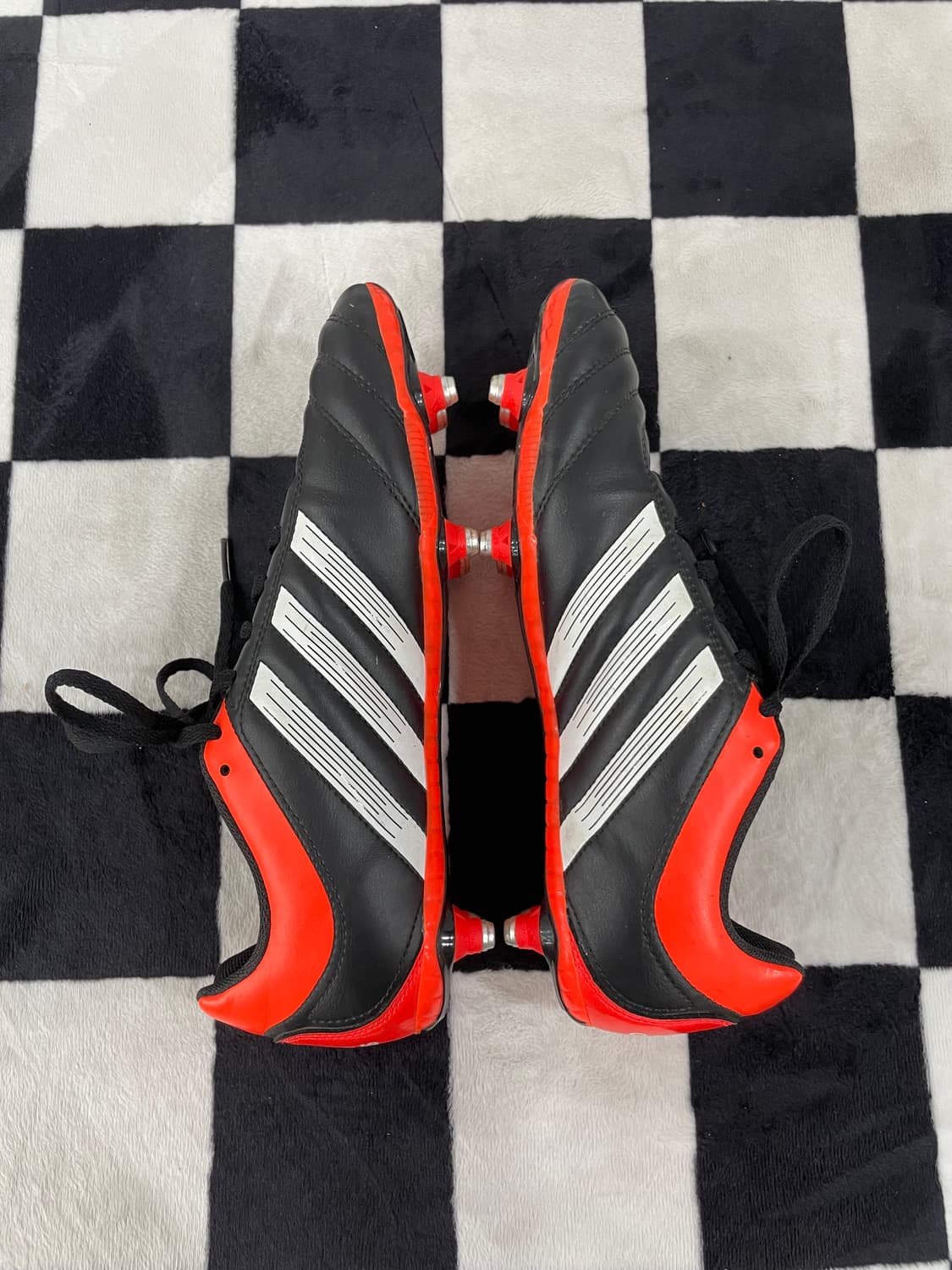 563) 아디다스 R15 TRX SG 축구화 280mm 상품이미지4