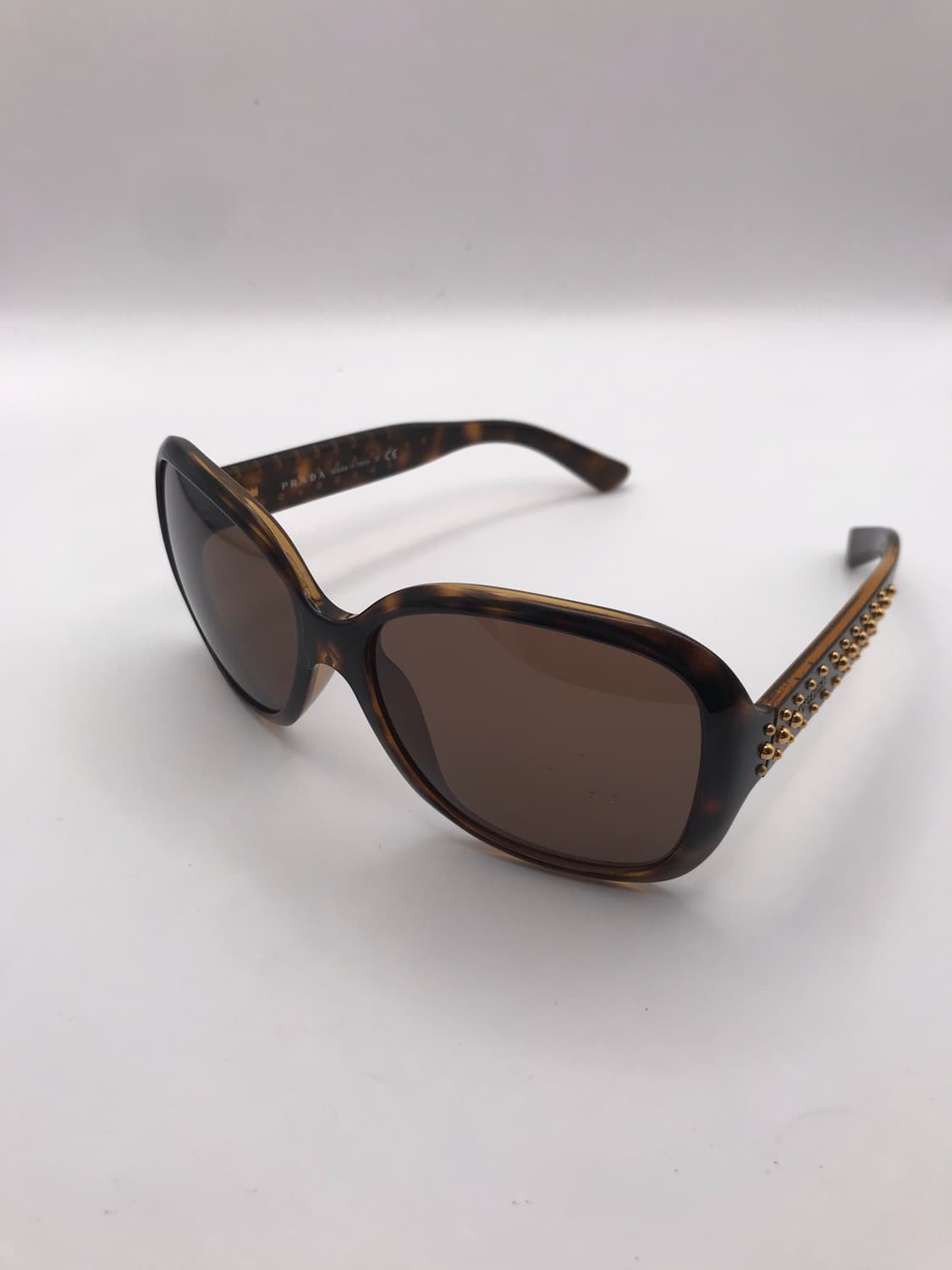 Prada Stud Sunglasses 상품이미지1