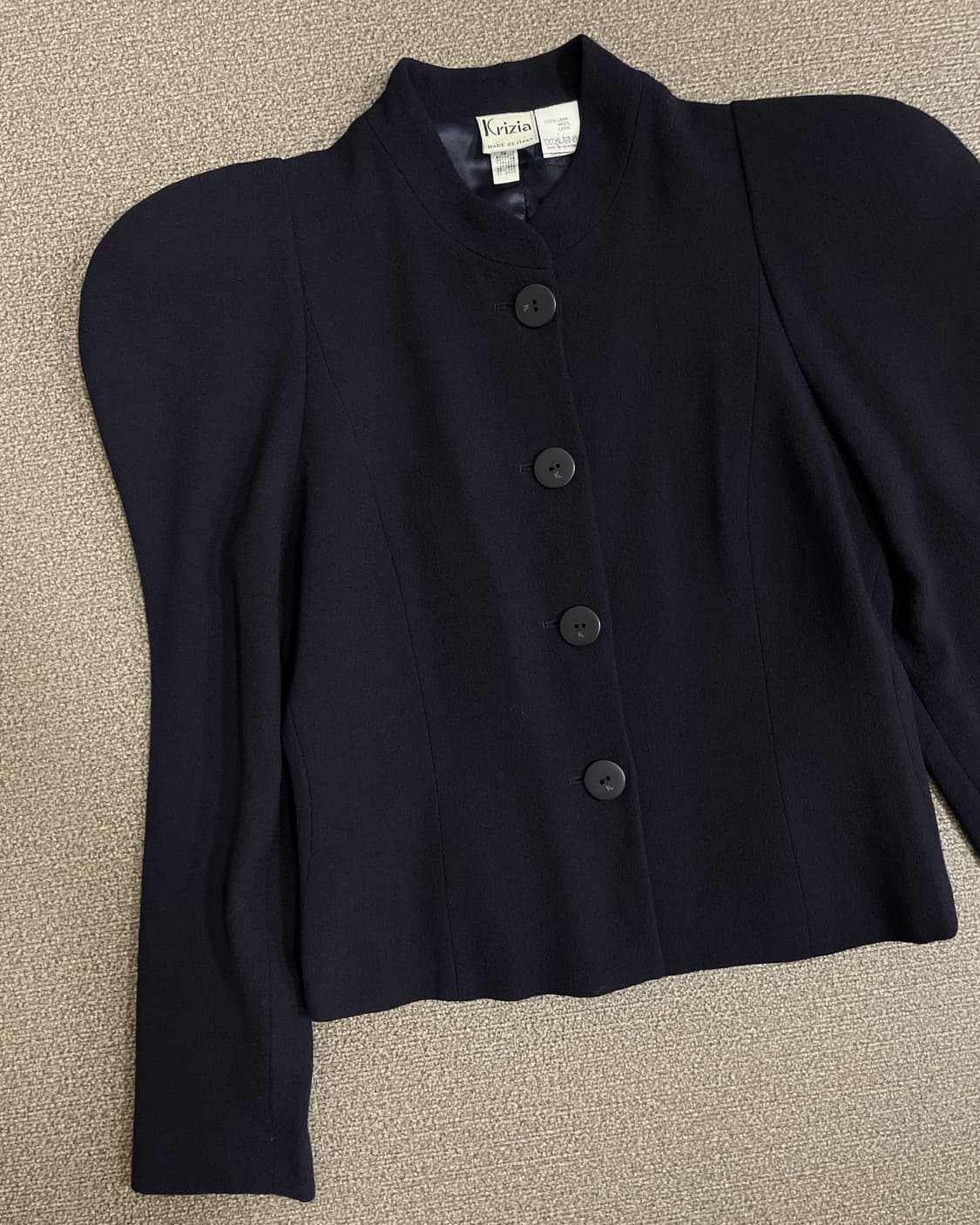 크리지아 라운드 숄더 패드 자켓 상품이미지3