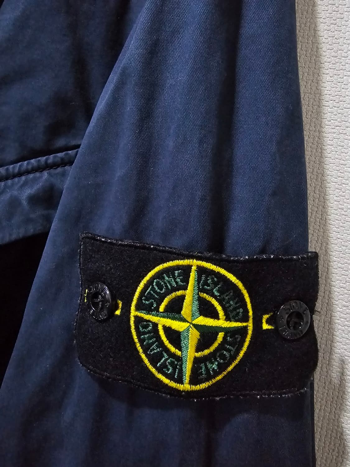 정품 스톤아일랜드 스트레치 코튼 트윌 오버셔츠 블랙 105 / XL 상품이미지3