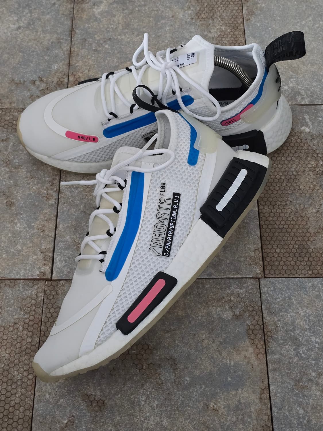 (250)아디다스 nmd r1 스펙투 나사  상품이미지3