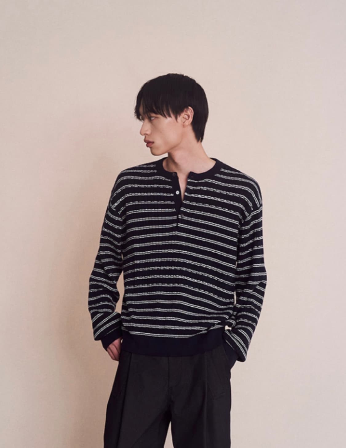 포커페이스 헨리넥 스트라이프 니트 상품이미지1