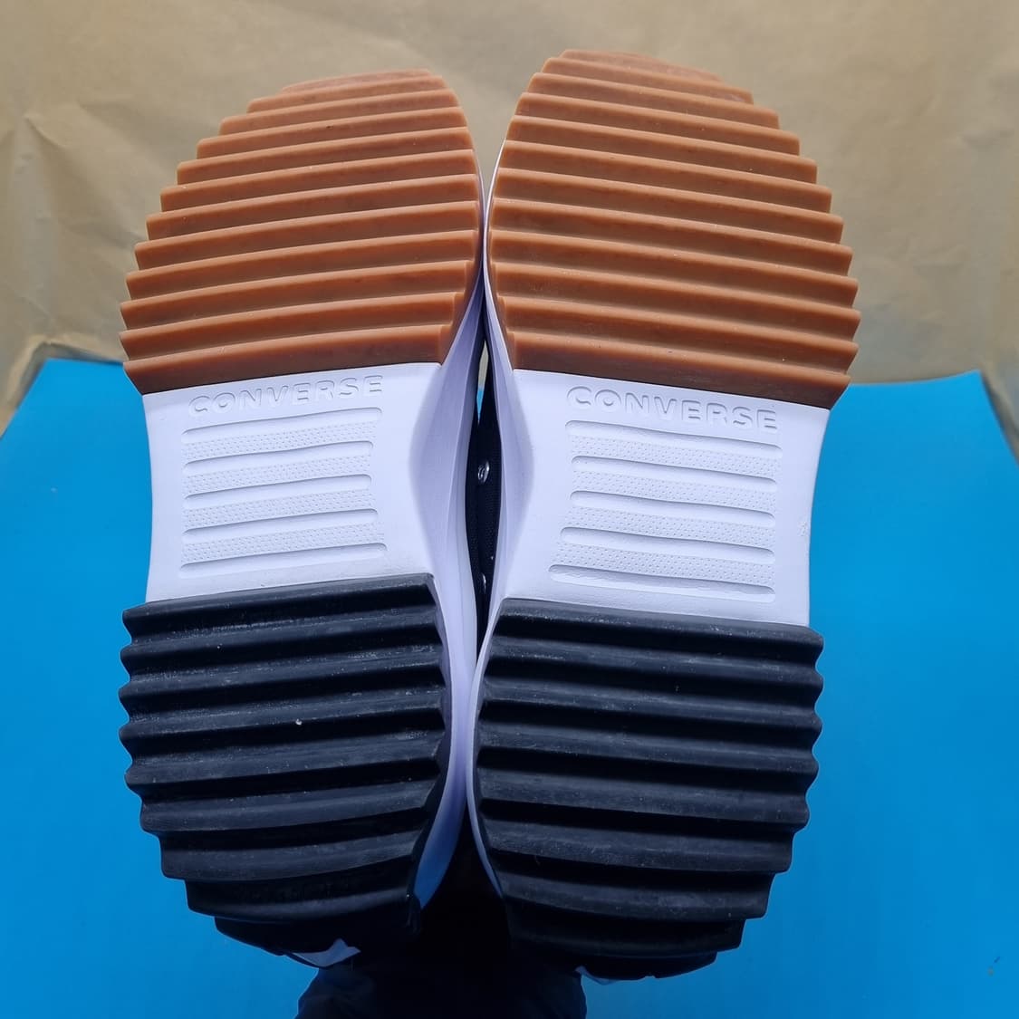 컨버스 런스타 하이크 블랙 로우 스니커즈 270 상품이미지3