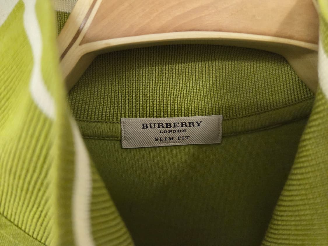 버버리 슬림핏 라임색 폴로티 상품이미지3