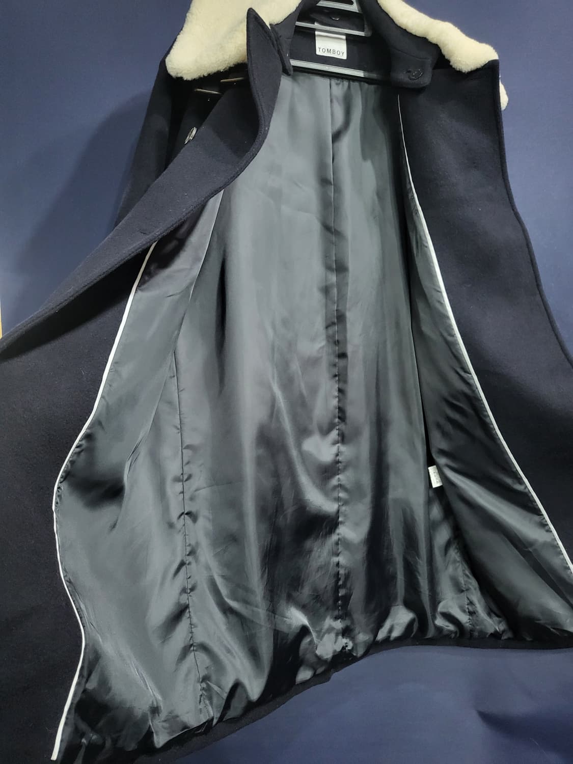 톰보이 오버핏 양털 코트 상품이미지4