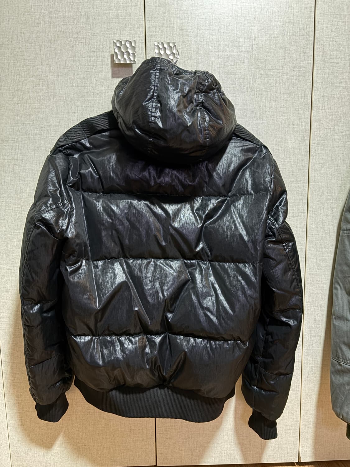 Gas 오리털 유광 패딩 상품이미지2