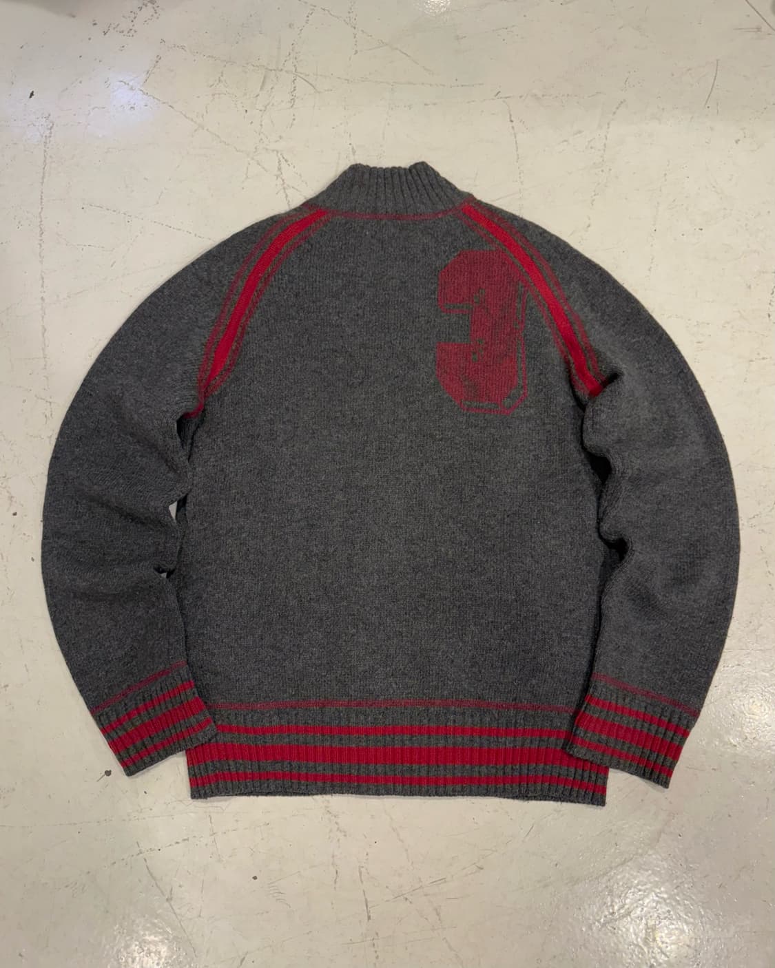 GUESS 90s 왕관 니트집업  상품이미지3