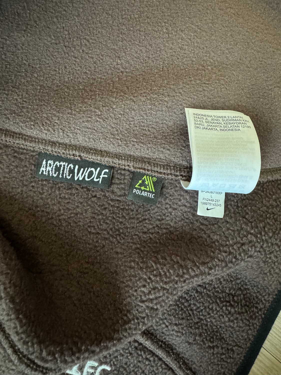 나이키 acg 악틱 울프 베스트 L 상품이미지4