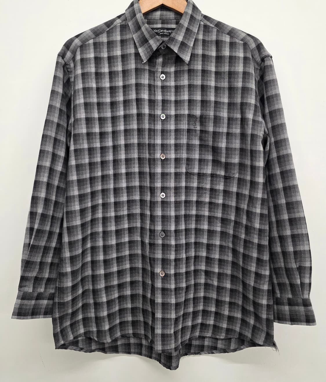 입생로랑 고급체크 셔츠남방.  싸이즈 105 상품이미지1