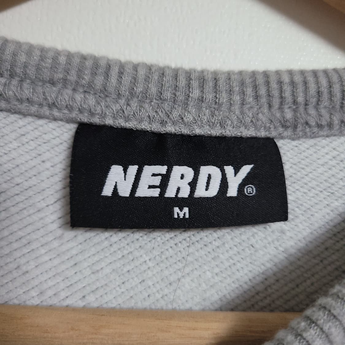 (M) NERDY 널디 회색 맨투맨 티셔츠 상품이미지3