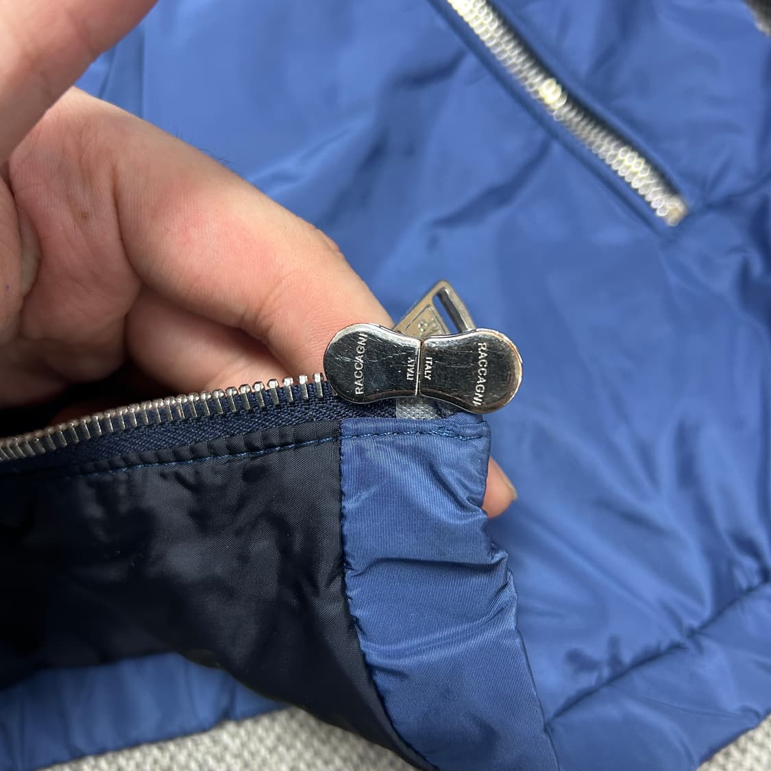 몽클레어 아르젠트 지우보토 자켓(2) 상품이미지3