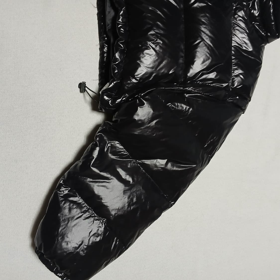 우먼 크롭 패딩 탈부착 조끼 투웨이 자켓 유광 글로시 상품이미지3