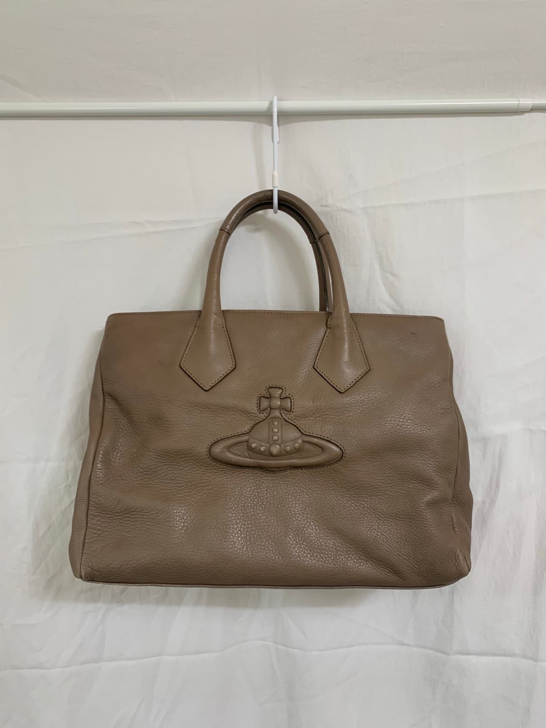 비비안웨스트우드 토트백 상품이미지2