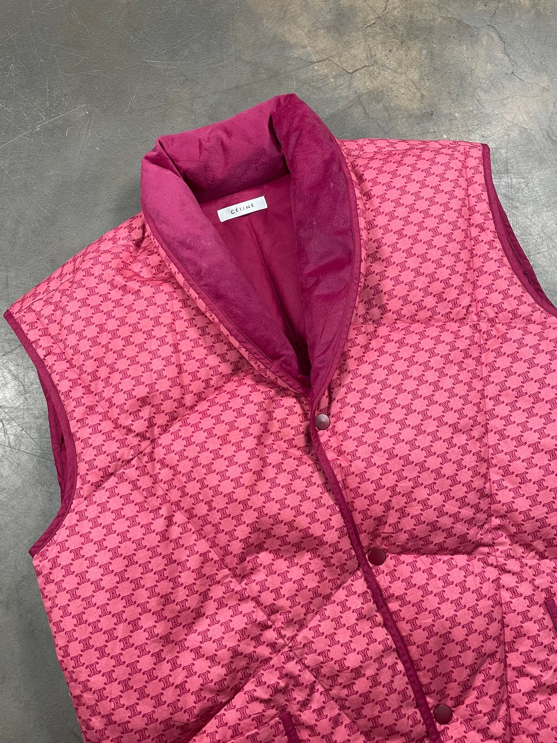 셀린느 트리엄프 패딩 베스트 상품이미지3