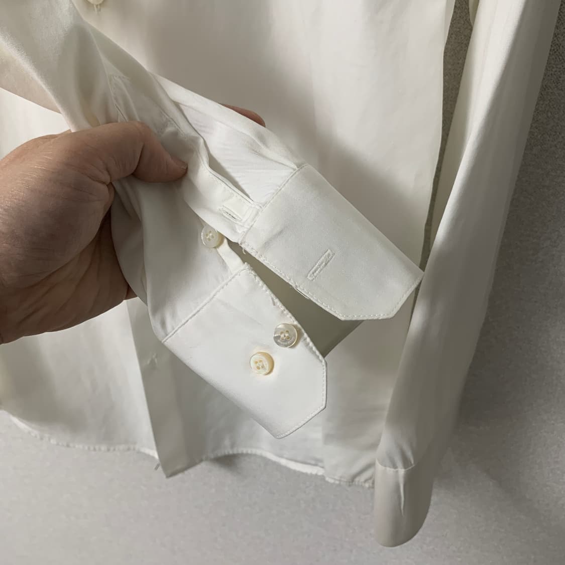 우영미 솔리드옴므 화이트 셔츠 (90남자 or 여자) 상품이미지3