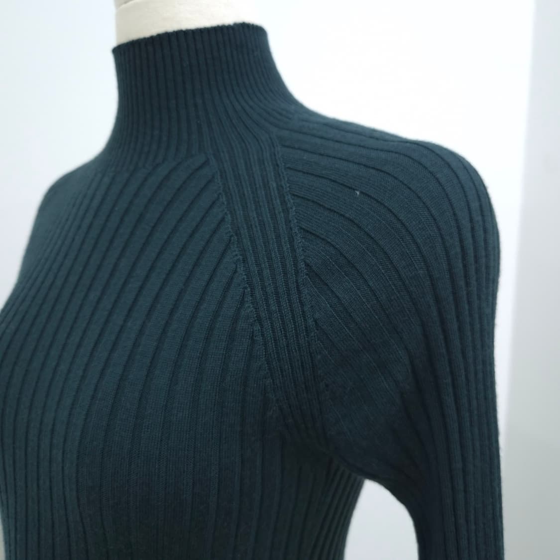 유니클로 울 100 딥그린 골지 슬림핏 니트 롱 원피스 일본빈티지 상품이미지7