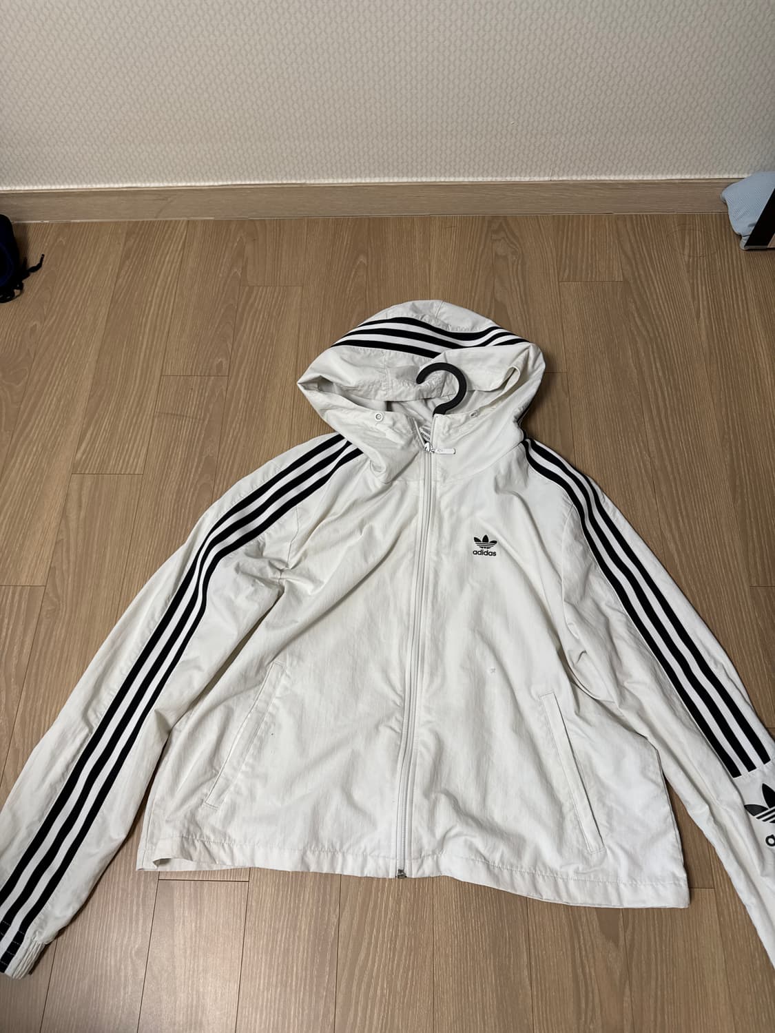 아디다스 바람막이 상품이미지1