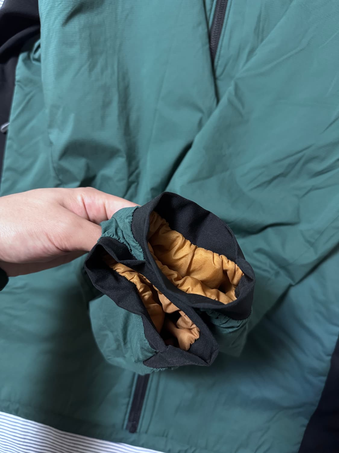 아크테릭스 아톰 LT 후디 박스카 상품이미지8