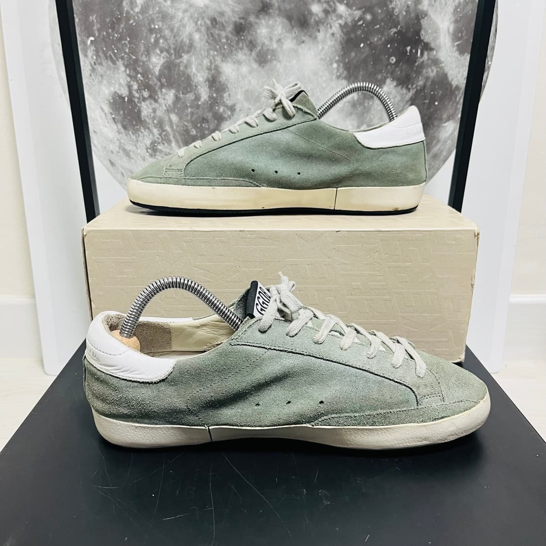 정품 41) 골든구스 그린 누벅  스니커즈 265~270 상품이미지2