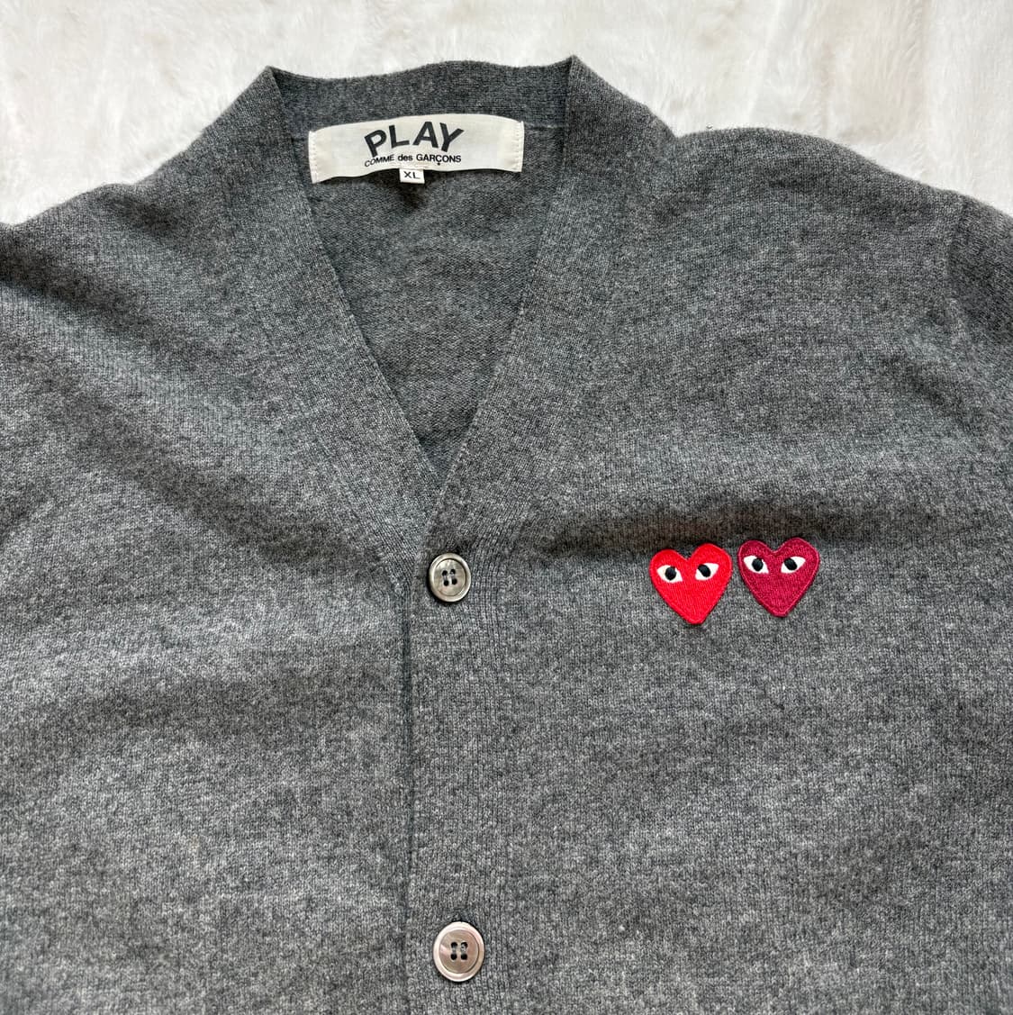 꼼데가르송 플레이 하트 가디건 차콜,베이지 / XL,L 상품이미지3