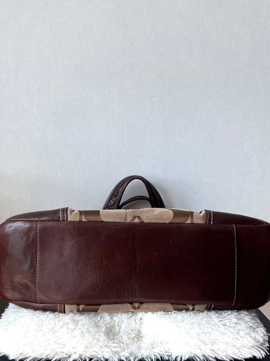 90s coach 다크 코코아 시그니처 자카드 레더 호보백 숄더백 상품이미지7