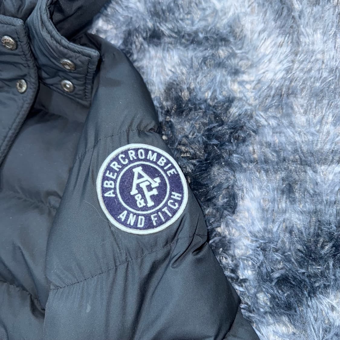 투티/0085 아베크롬비 블랙 패치로고 패딩 자켓 상품이미지6